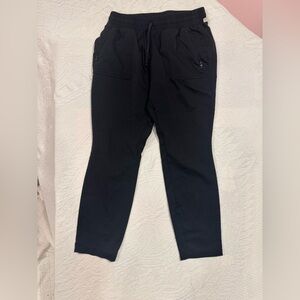 Magellan Outdoors Dark Black Joggers C12